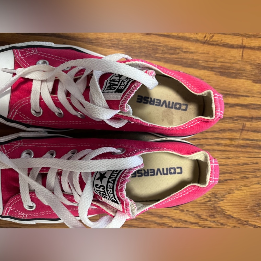 women’s Hot pink converse - Picture 4 of 8